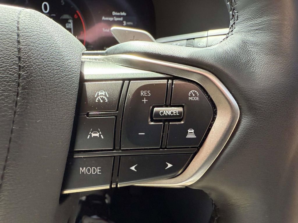 Used 2025 Lexus GX 550 Premium+ w/ Accessory Package (2T) image 24