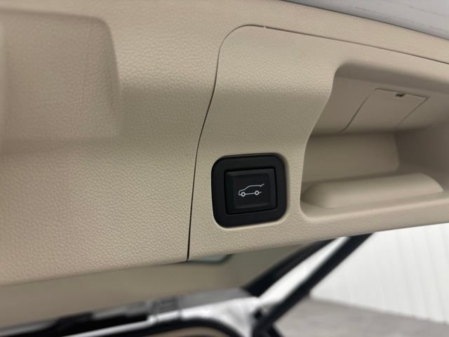 Used 2020 GMC Acadia Denali FWD image 11