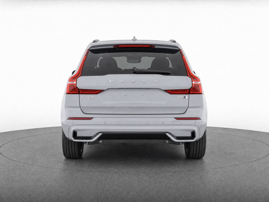 Certified 2023 Volvo XC60 B6 Ultimate w/ Climate Package AWD/4WD image 7