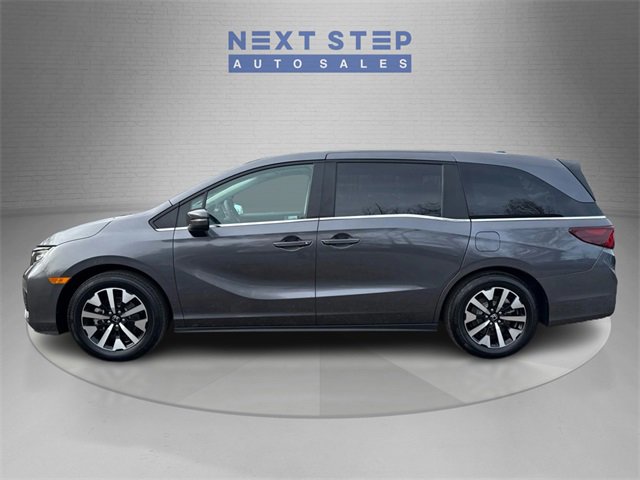 Used 2025 Honda Odyssey EX-L image 4