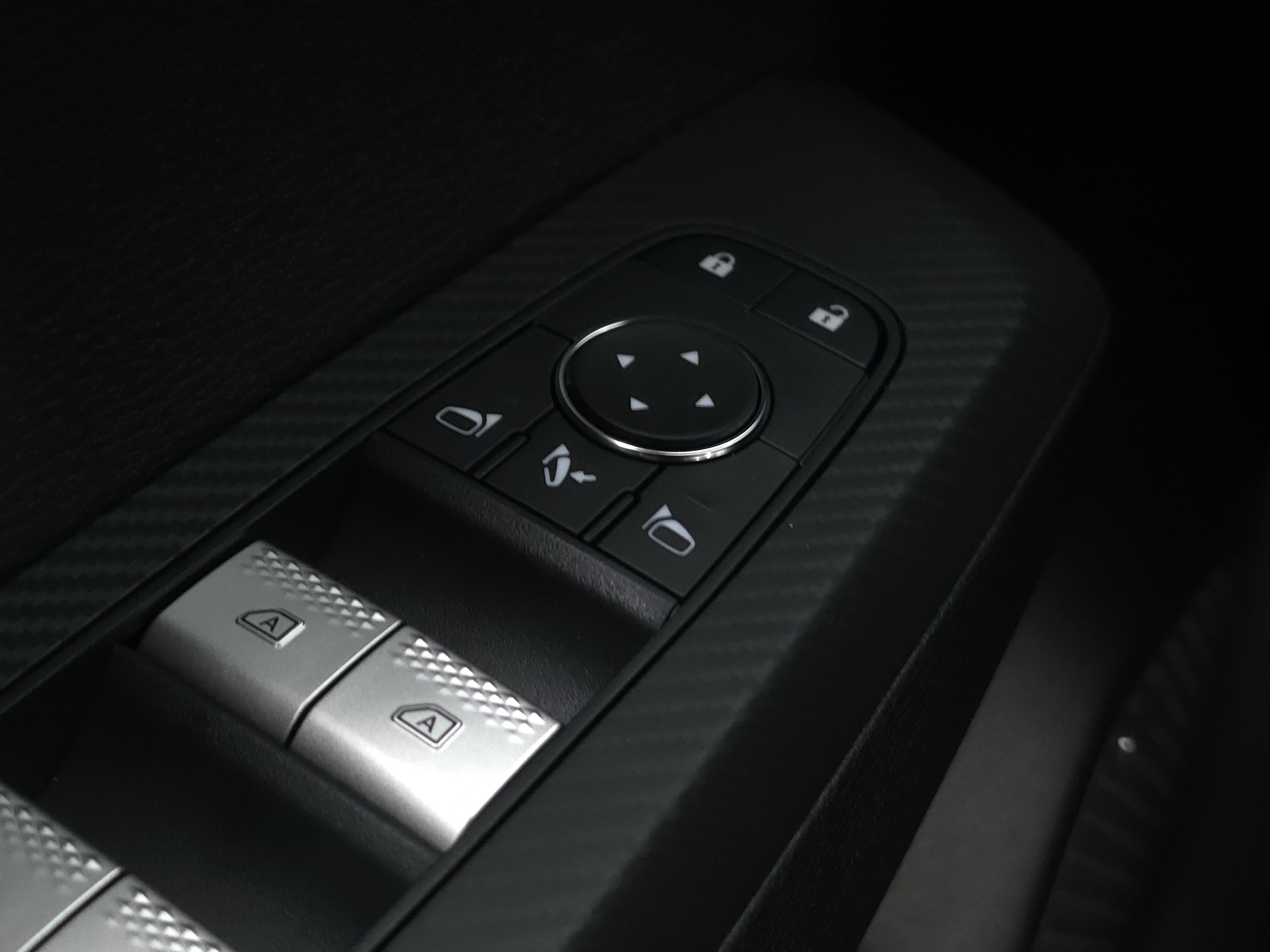 New 2025 Mitsubishi Outlander SE image 22