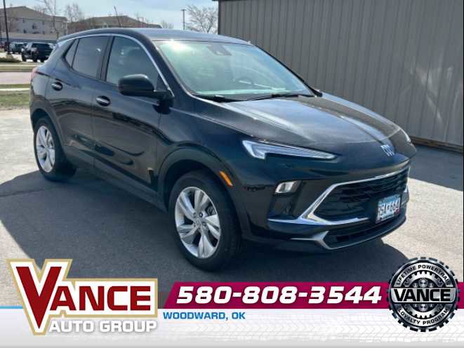 Used 2025 Buick Encore GX Preferred w/ Comfort Package AWD/4WD image 1