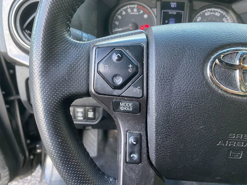 Used 2021 Toyota Tacoma TRD Off-Road w/ Technology Package image 16