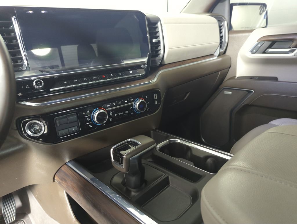 Used 2024 GMC Sierra 1500 SLT w/ SLT Premium Plus Package image 19