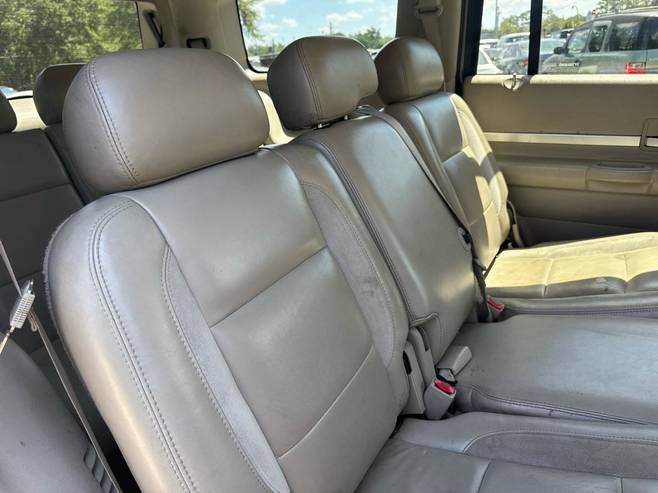 Used 2007 Chrysler Aspen Limited AWD/4WD image 10