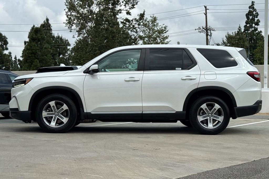 Certified 2023 Honda Pilot EX-L image 10