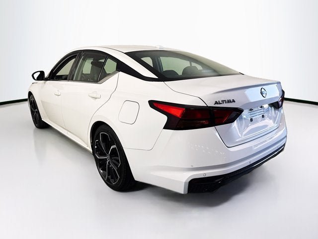 Used 2024 Nissan Altima 2.5 SR FWD image 7