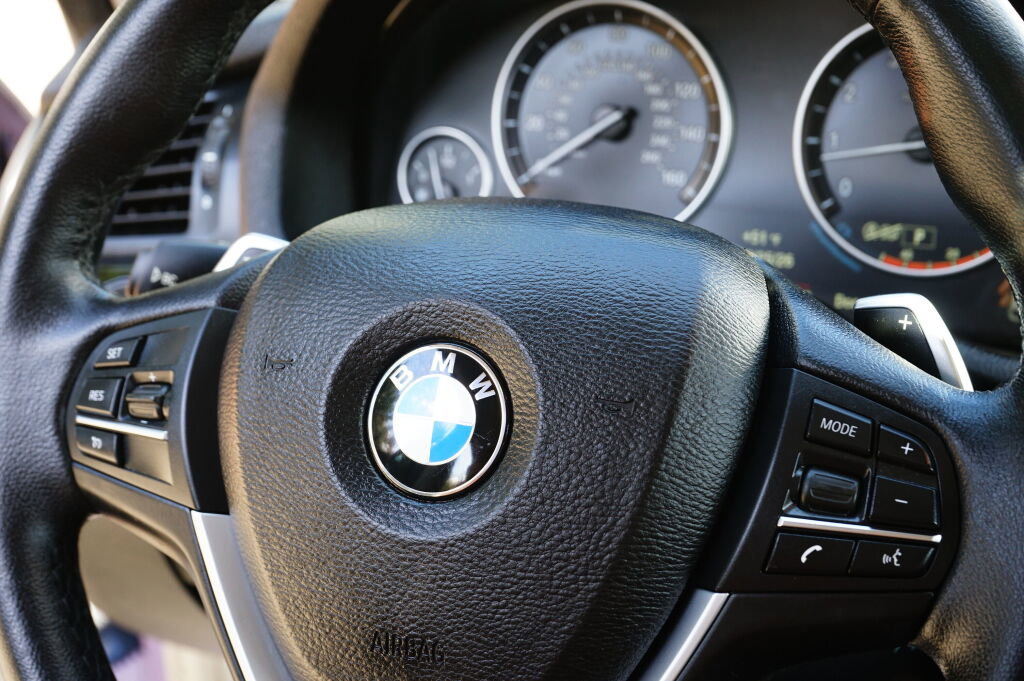 Used 2015 BMW X4 xDrive28i image 18