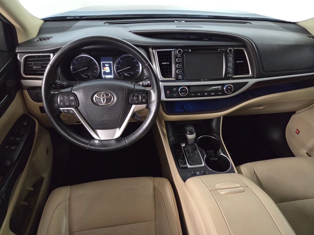 Used 2015 Toyota Highlander Limited AWD/4WD image 16