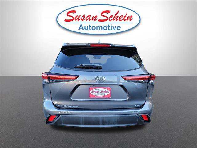 Used 2022 Toyota Highlander XLE image 24