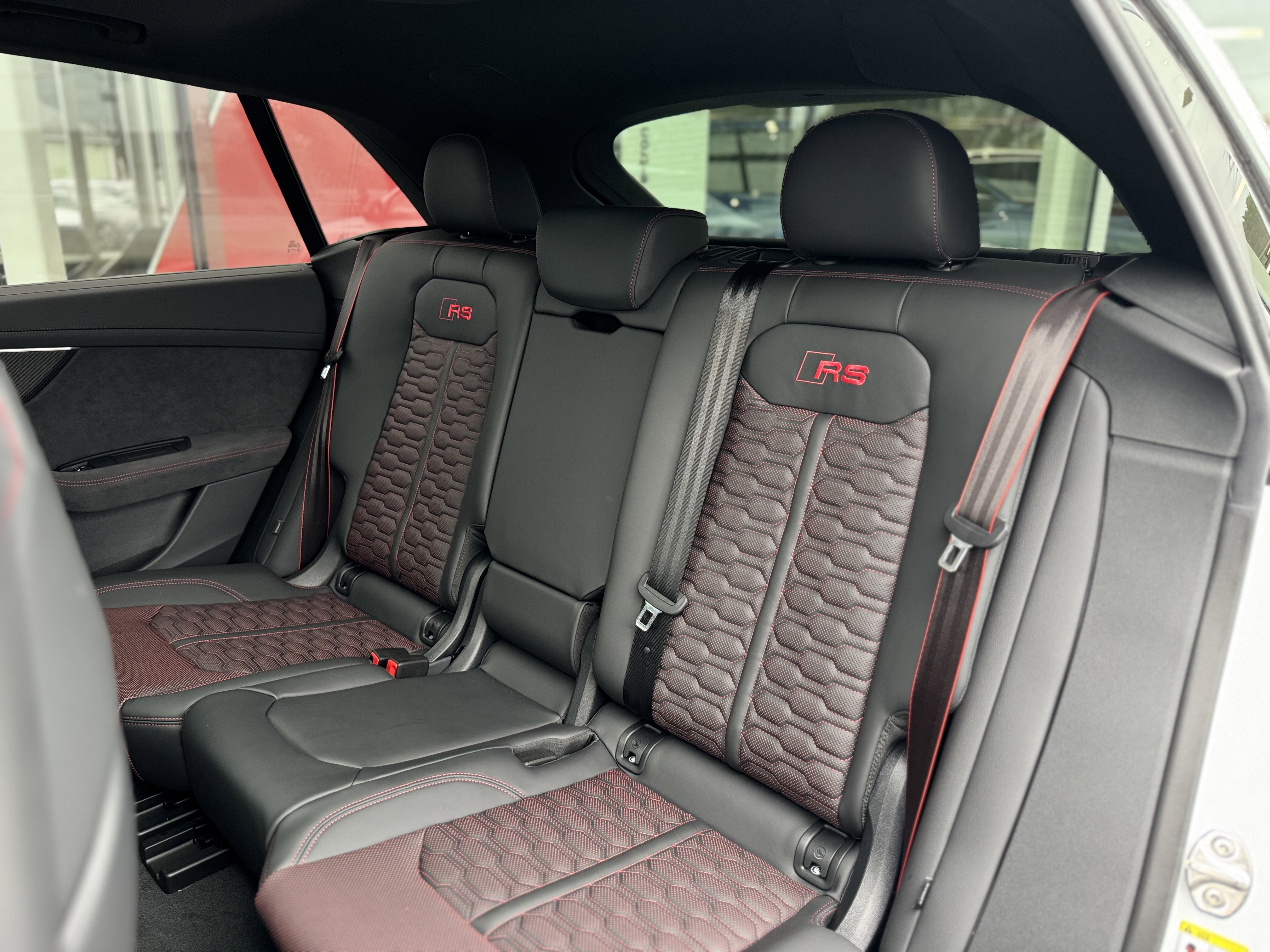 New 2025 Audi RS Q8 performance image 20