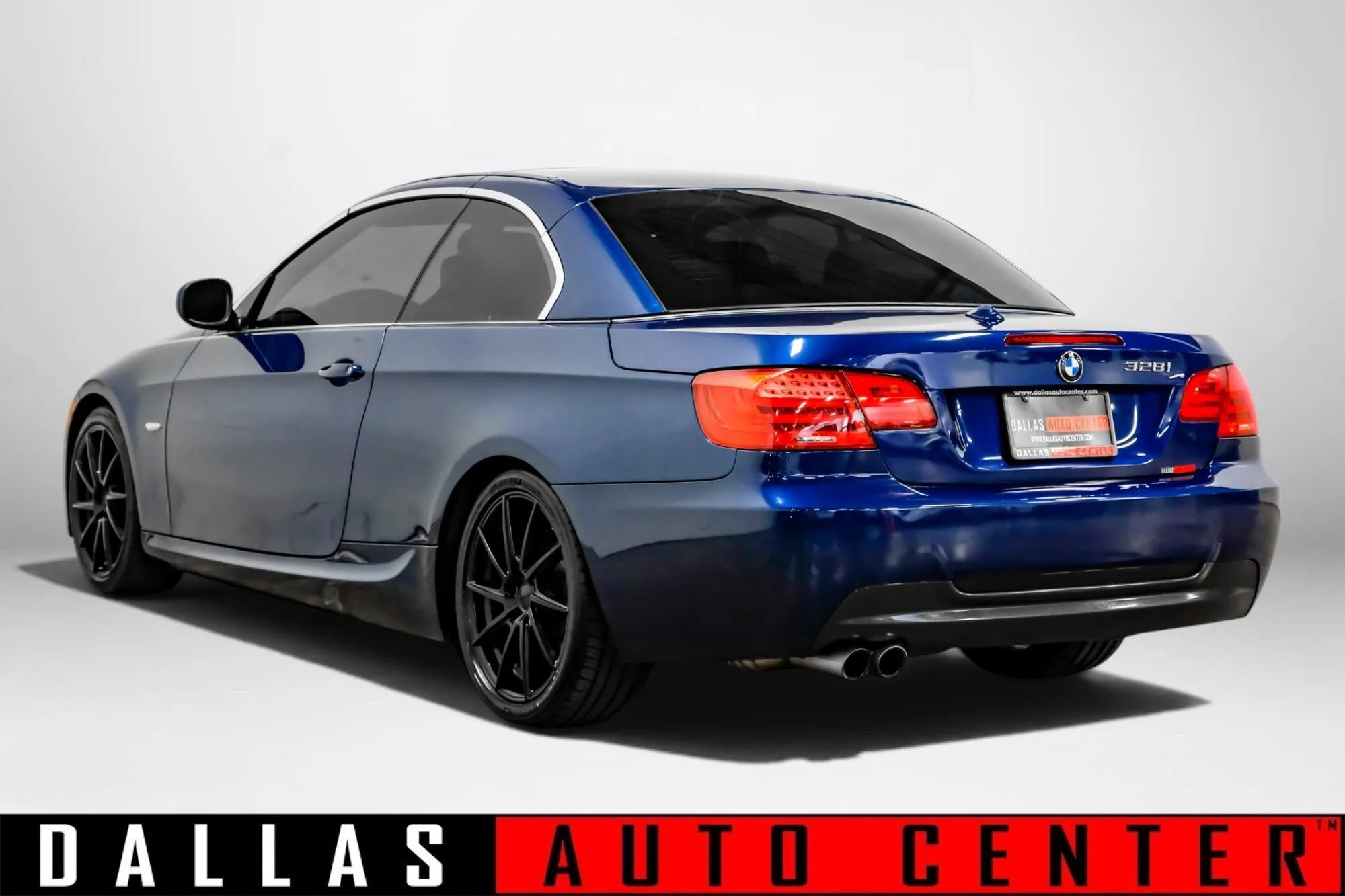 Used 2012 BMW 328i Convertible w/ M Sport Pkg RWD image 7
