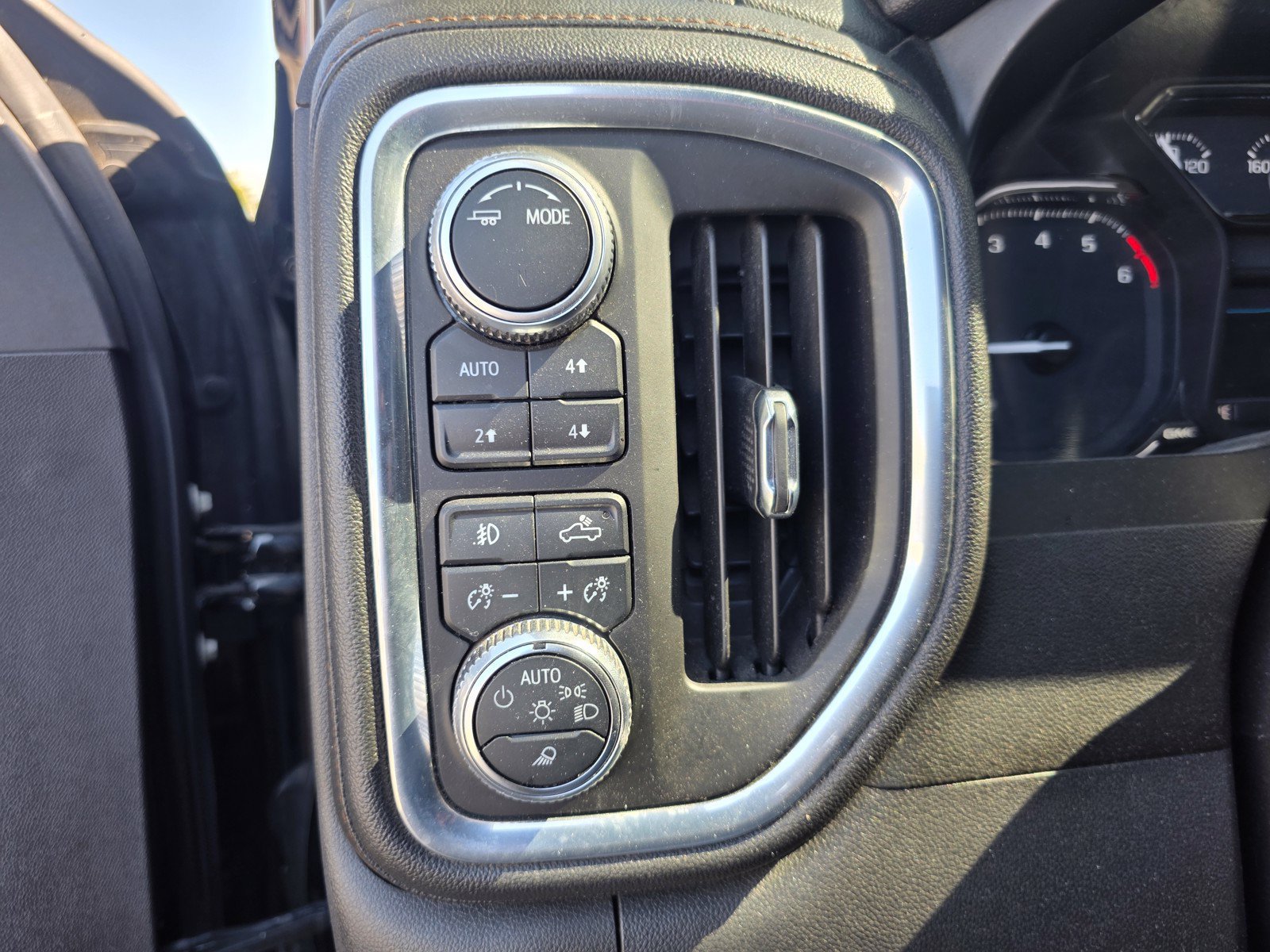 Used 2021 GMC Sierra 1500 AT4 AWD/4WD image 32