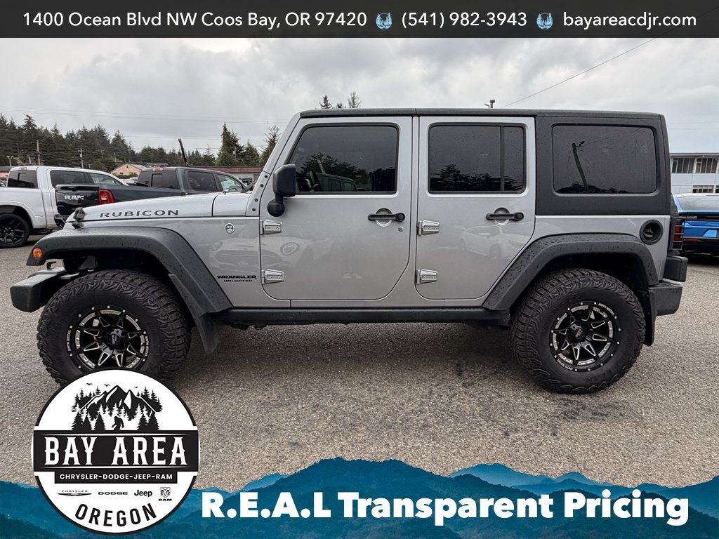 Used 2017 Jeep Wrangler Unlimited Rubicon w/ Connectivity Group AWD/4WD image 8