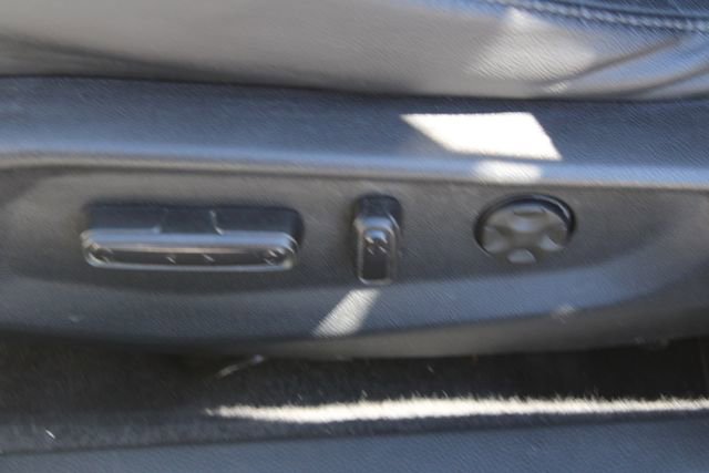 Used 2019 Honda Accord EX-L image 32