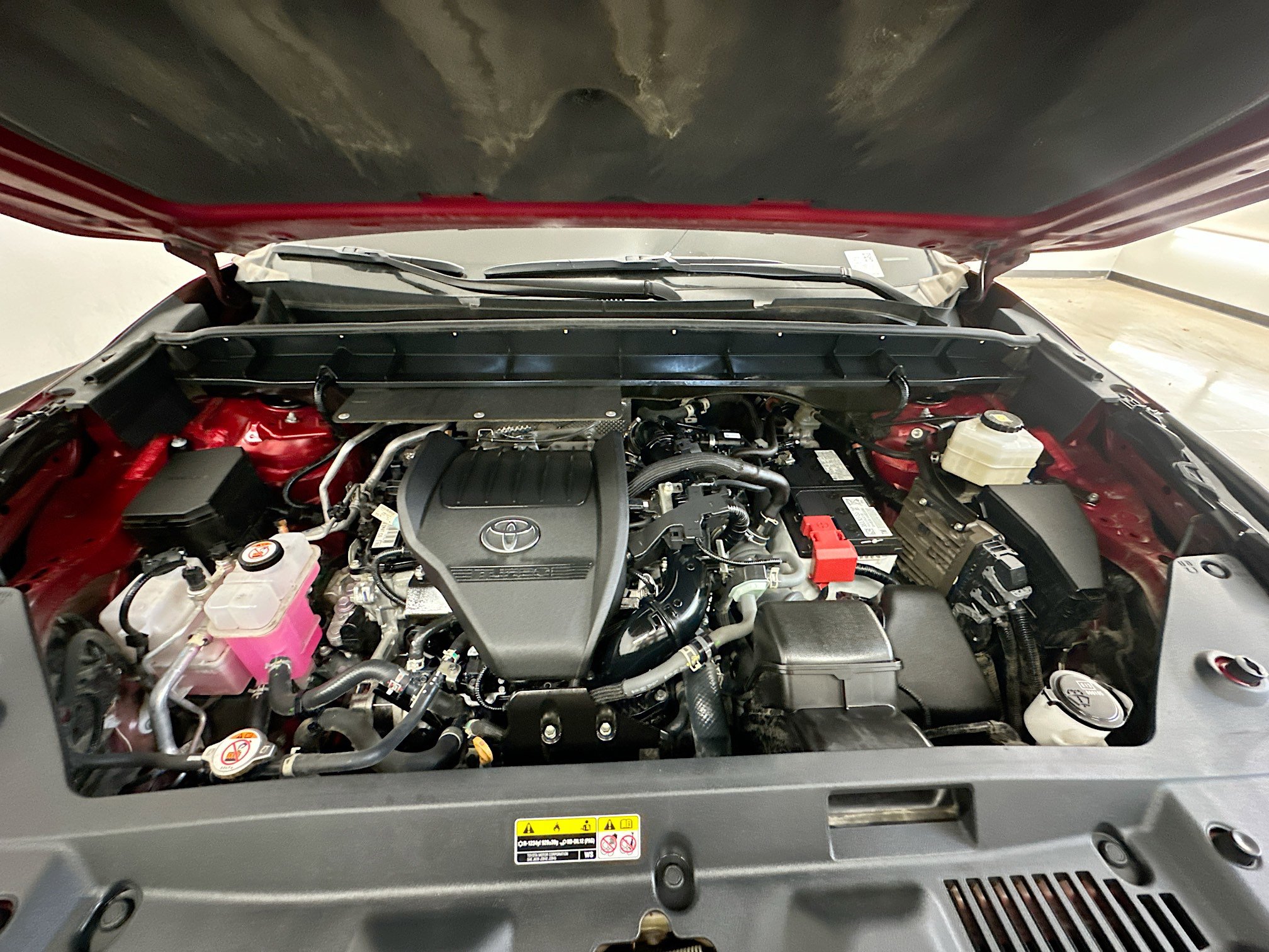 Used 2023 Toyota Highlander XLE image 37