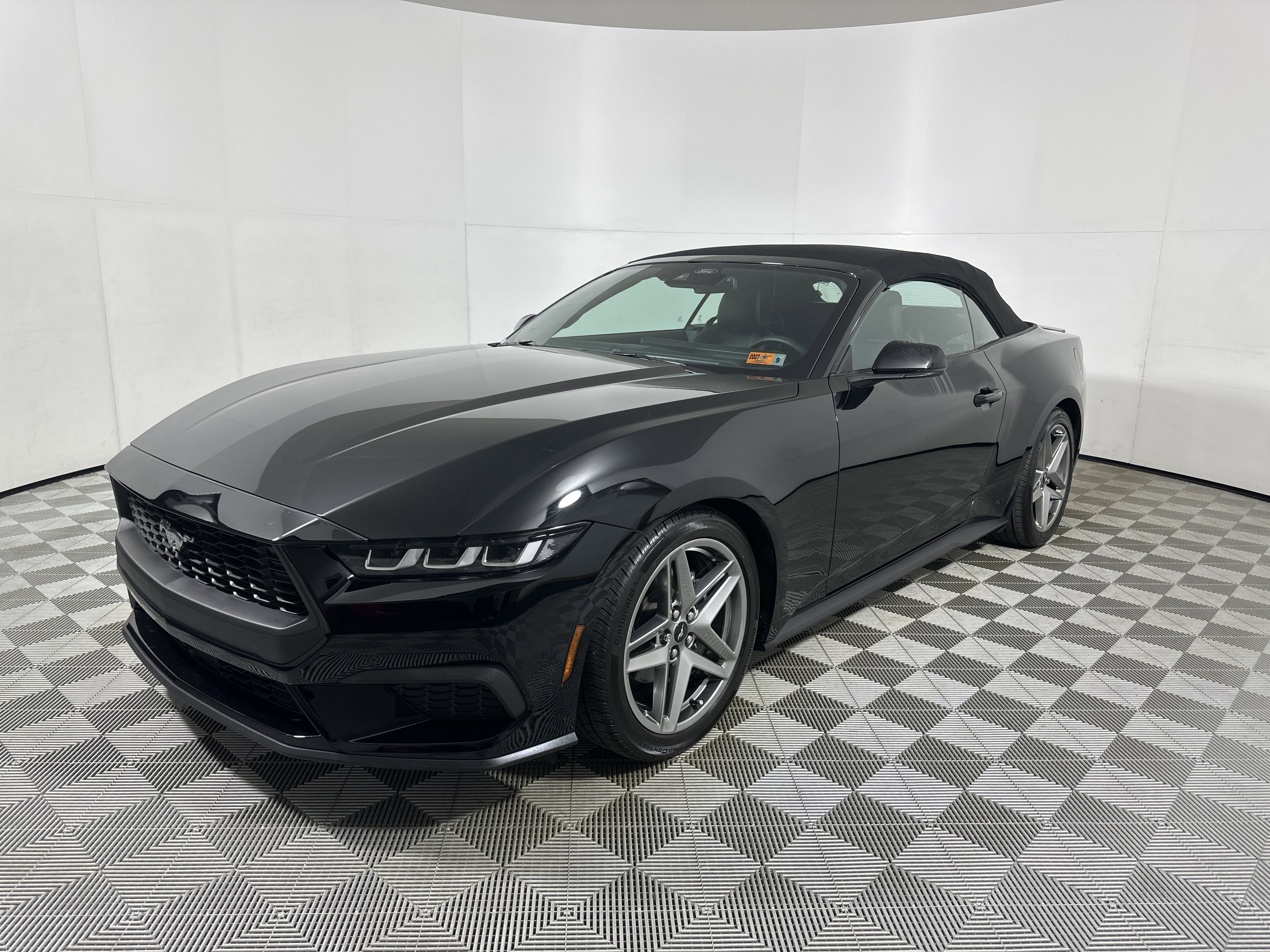 Certified 2024 Ford Mustang Premium image 3