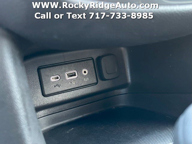Used 2023 Chevrolet Equinox LT w/ LPO, Floor Liner Package image 28