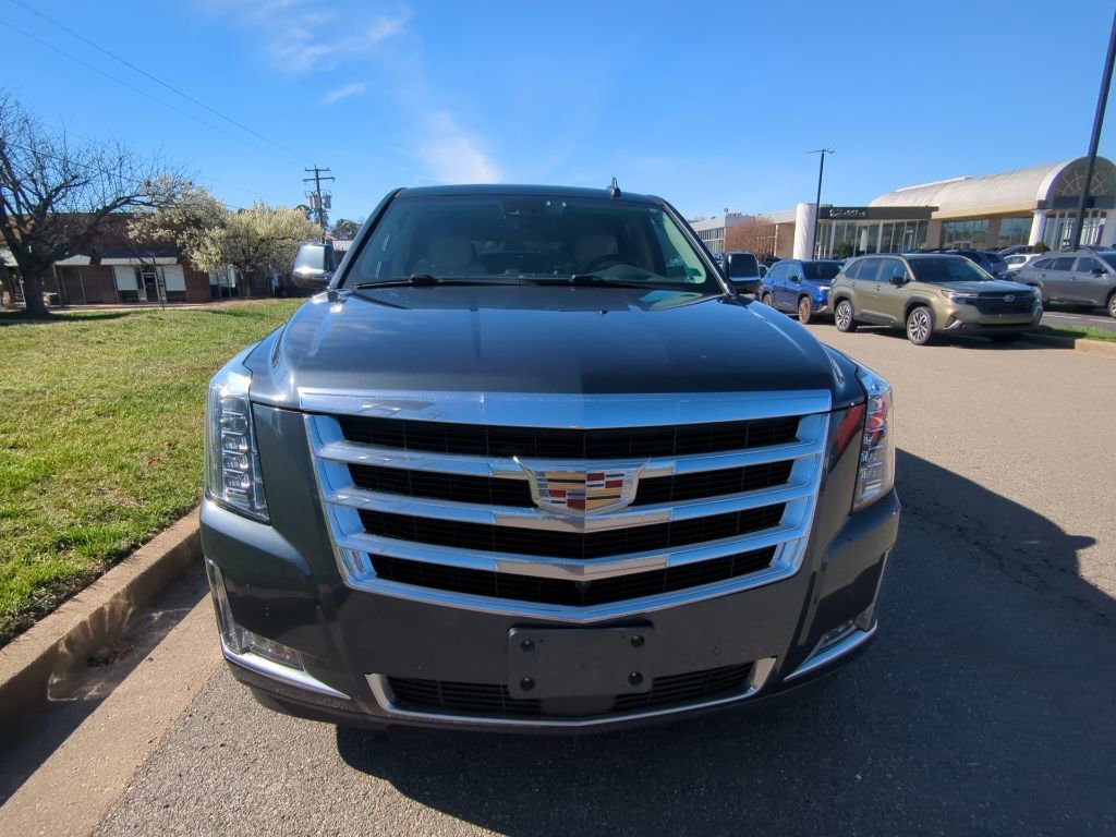 Used 2020 Cadillac Escalade Premium Luxury image 8