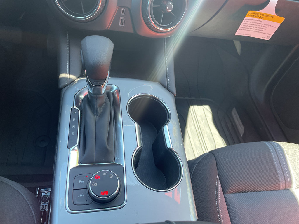 Used 2025 Chevrolet Blazer LT w/ Midnight/Sport Edition image 35