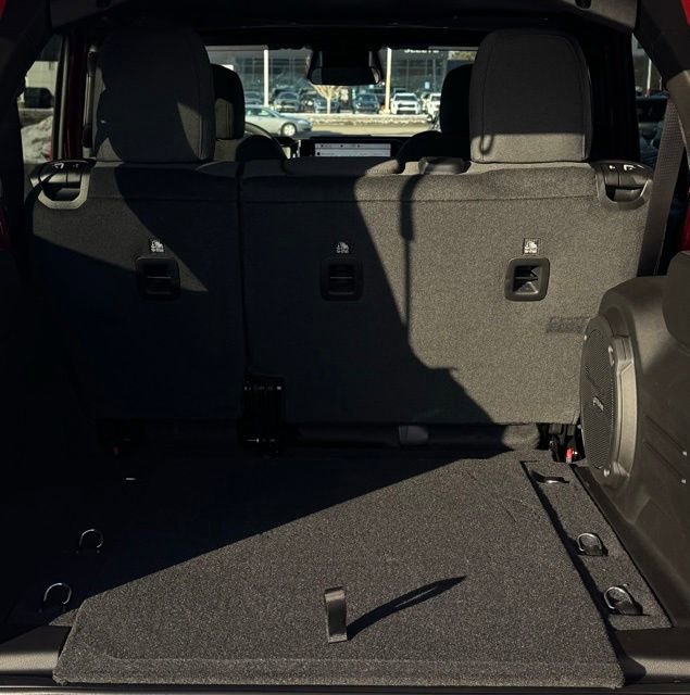 New 2026 Jeep Wrangler Sahara w/ Dual Top Group image 10