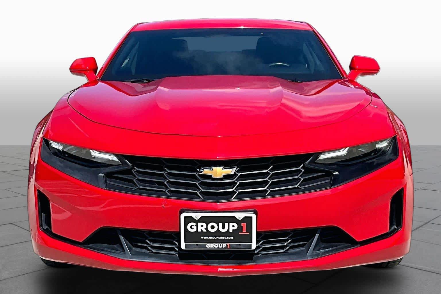 Used 2022 Chevrolet Camaro LT RWD image 4