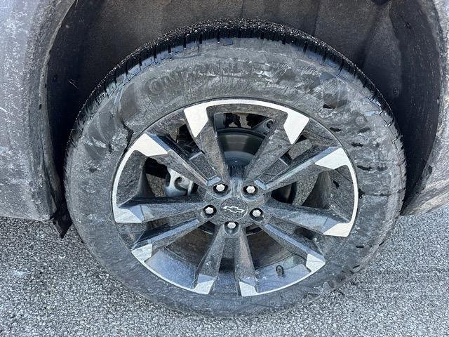 Used 2025 Chevrolet Equinox RS image 28