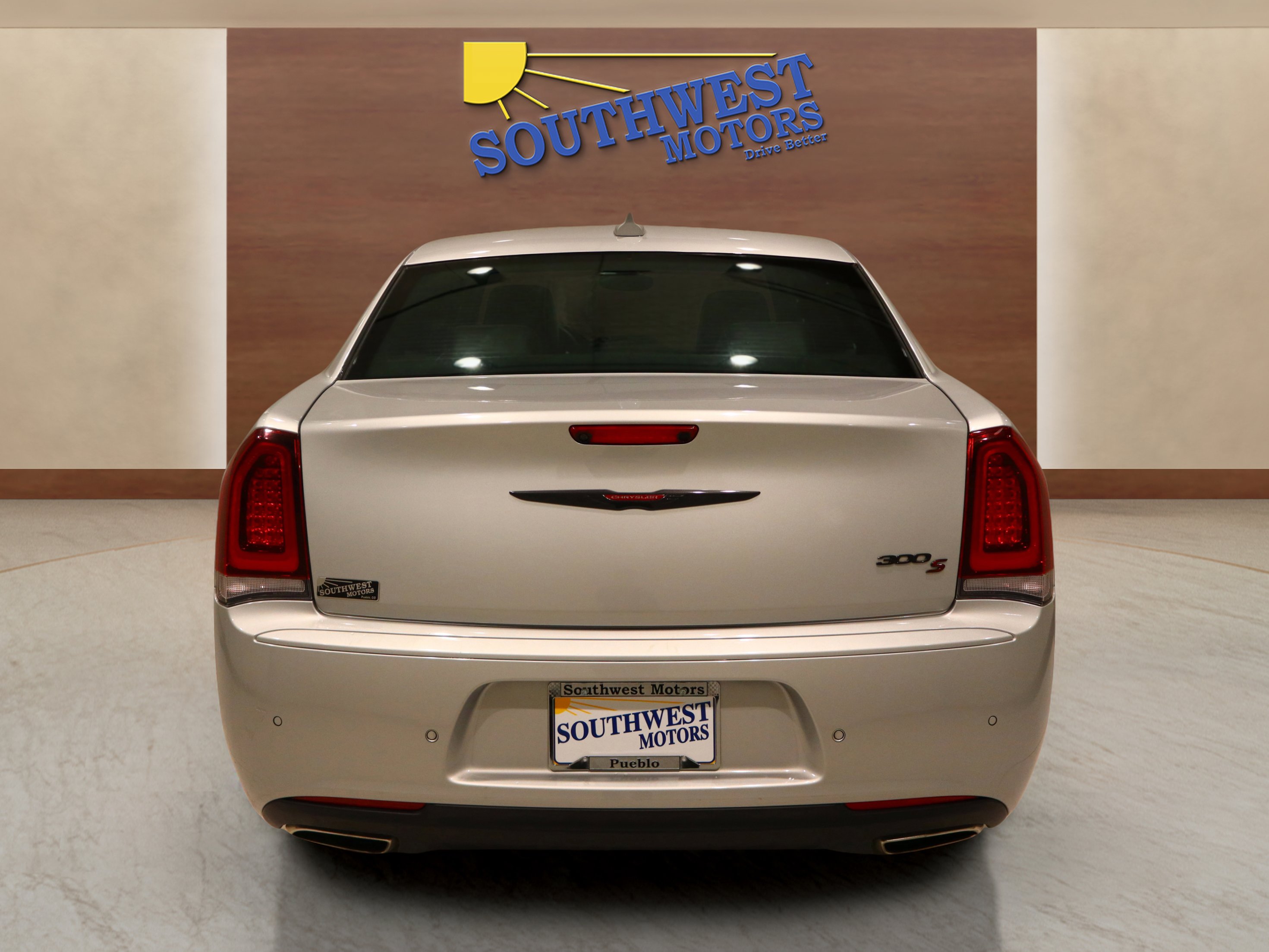 Used 2023 Chrysler 300 S image 3