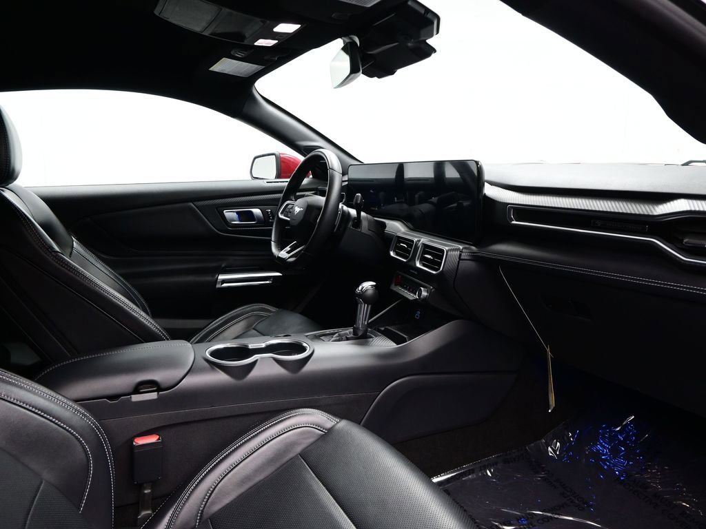 Used 2024 Ford Mustang GT Premium image 10