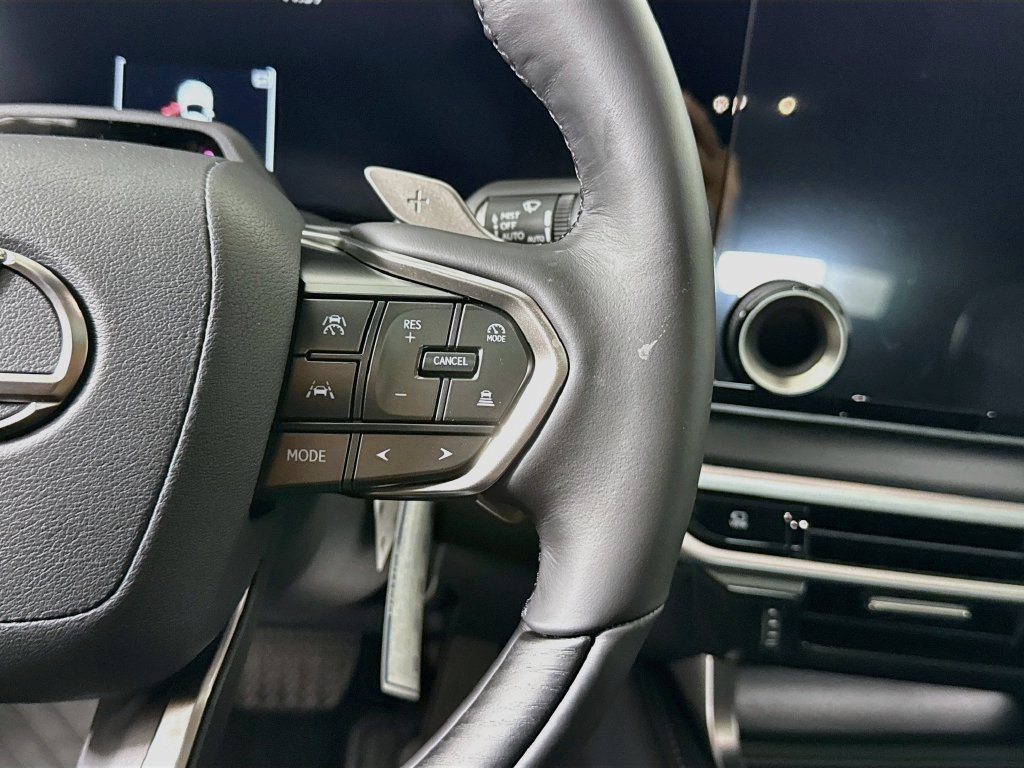 New 2026 Lexus RX 450h AWD w/ Convenience Package image 12