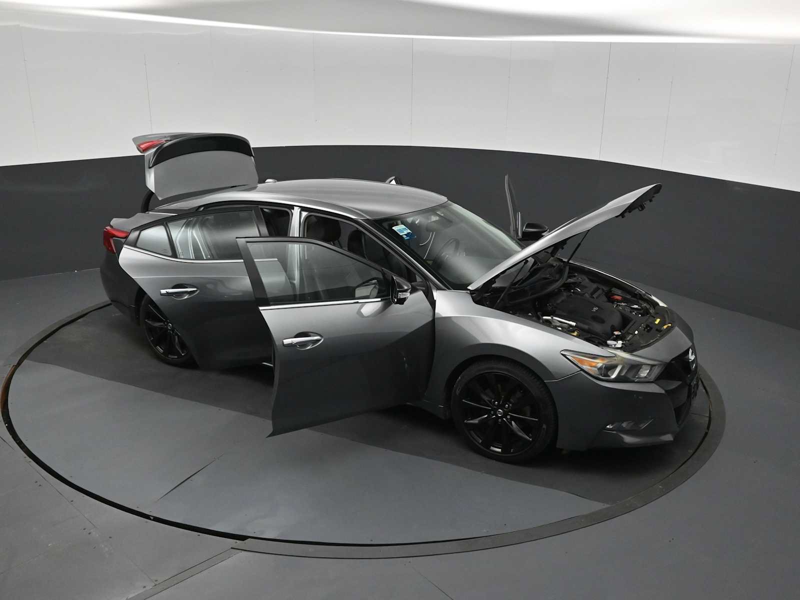 Used 2018 Nissan Maxima SR w/ Midnight Edition FWD image 33