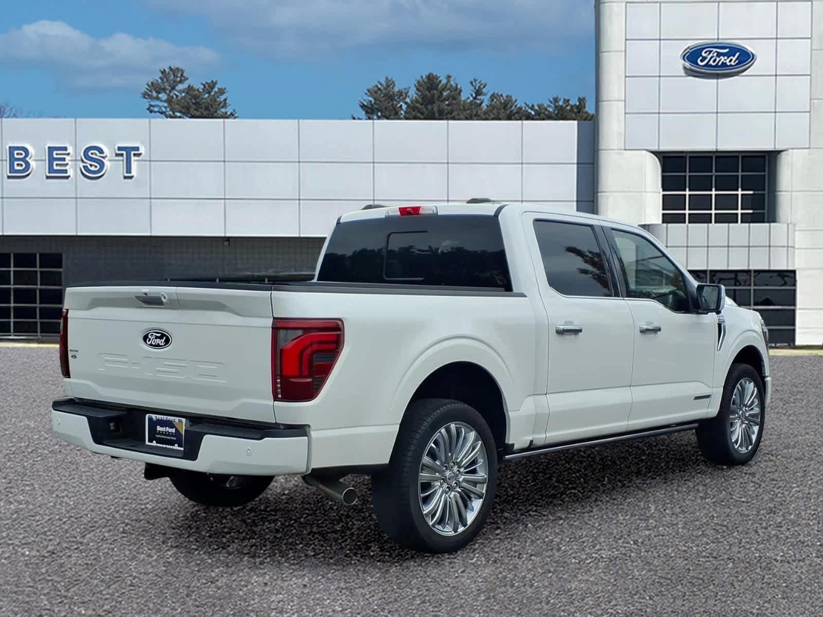 Used 2024 Ford F150 Platinum w/ Equipment Group 703A Plus AWD/4WD image 7