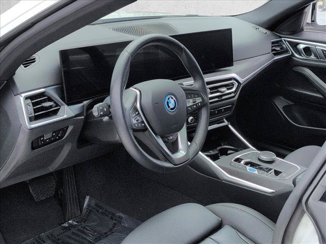 Used 2023 BMW i4 eDrive35 w/ Premium Package RWD image 10