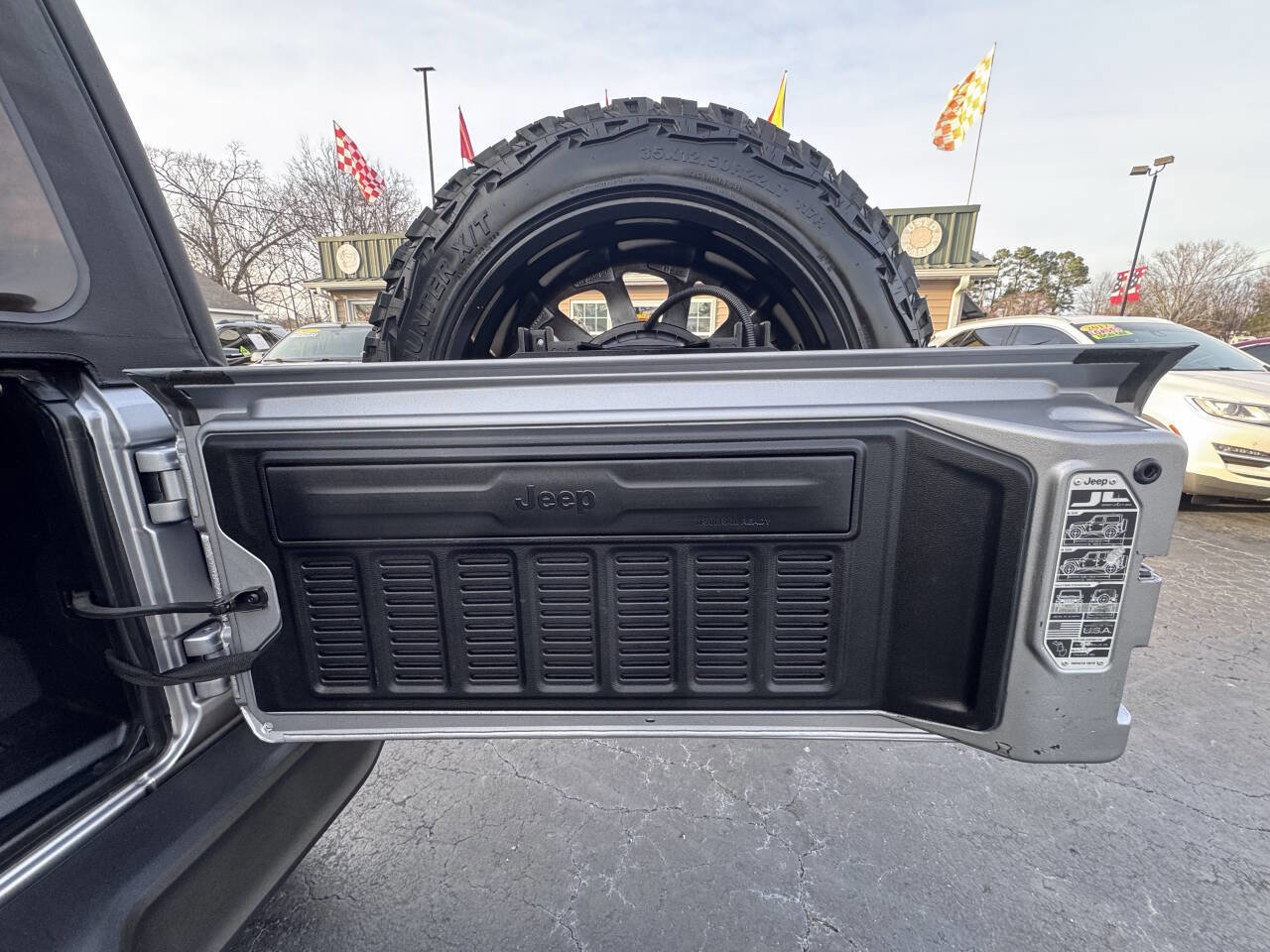 Used 2021 Jeep Wrangler Unlimited Sport image 34