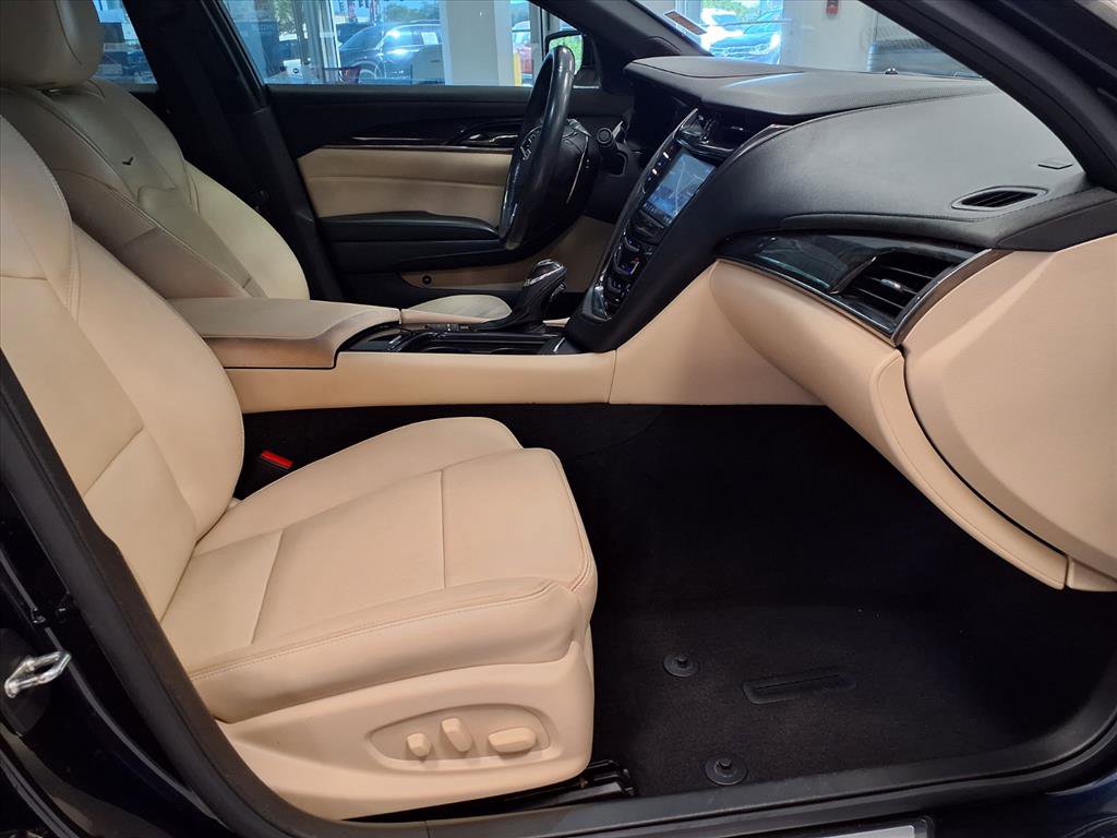 Used 2019 Cadillac CTS Luxury w/ V-Sport Package image 10