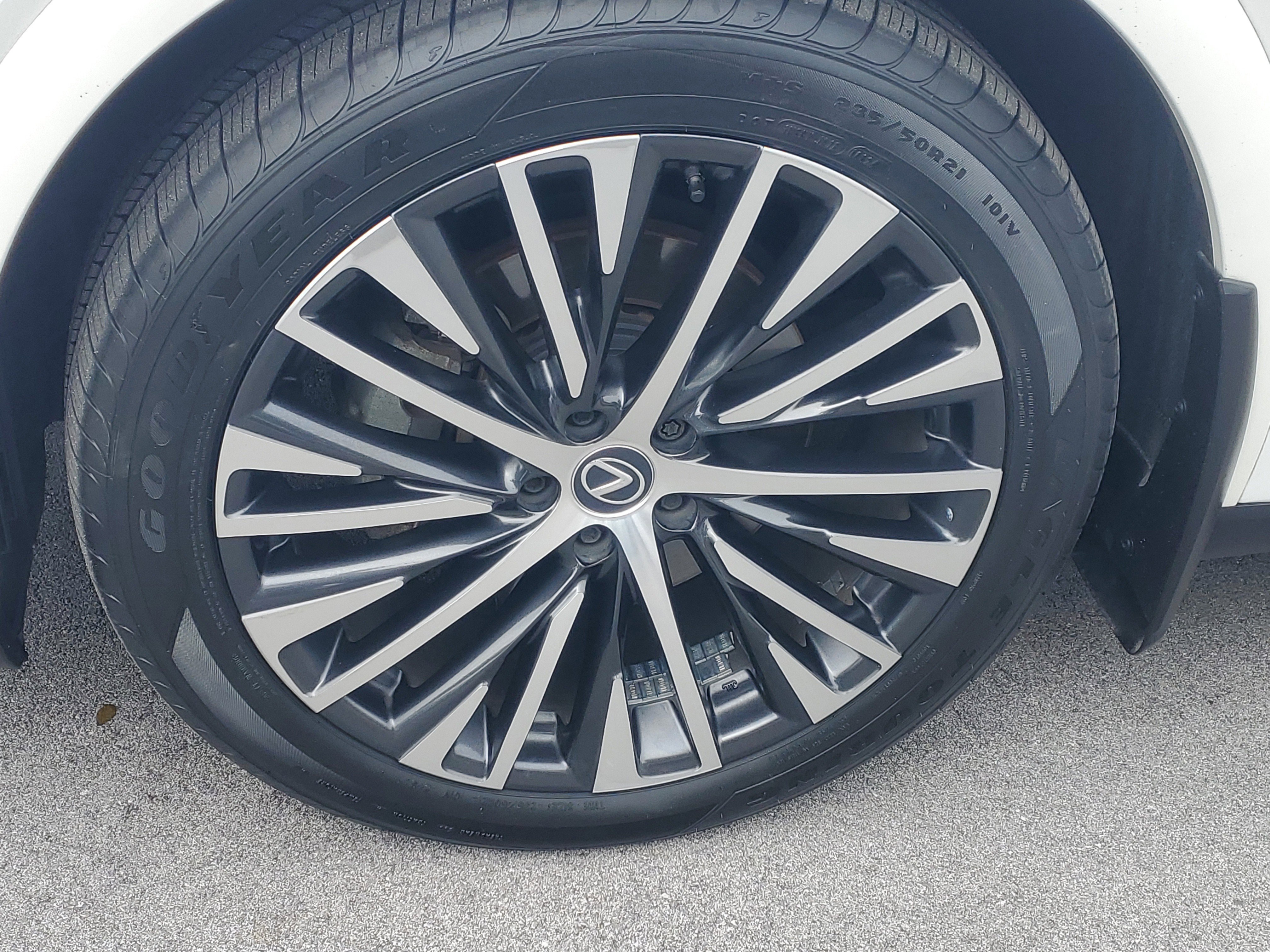 Certified 2024 Lexus RX 350 Premium Plus w/ Convenience Package image 4