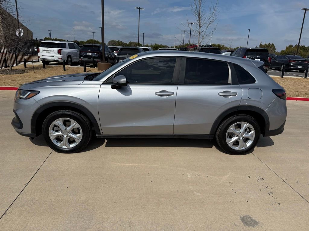 Used 2023 Honda HR-V LX image 8