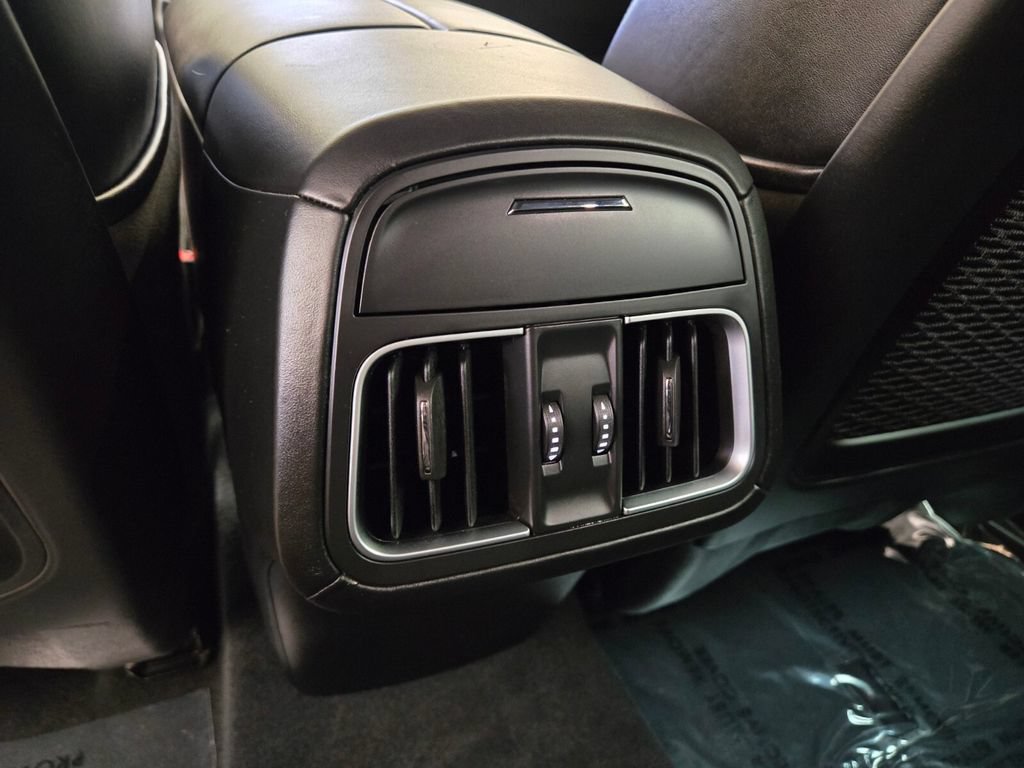 Certified 2024 Maserati Levante GT Ultima AWD/4WD image 24