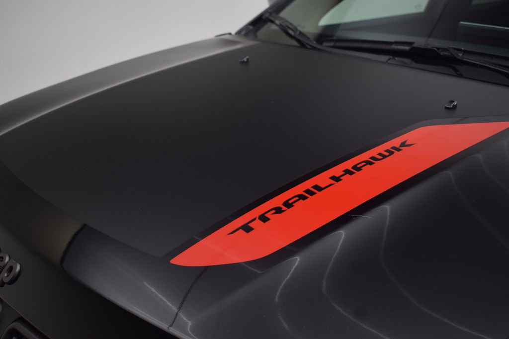 New 2026 Jeep Compass Trailhawk image 16