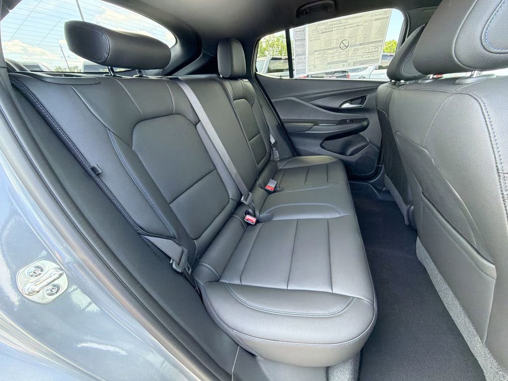 New 2026 Buick Envista Sport Touring w/ Convenience I Package FWD image 33