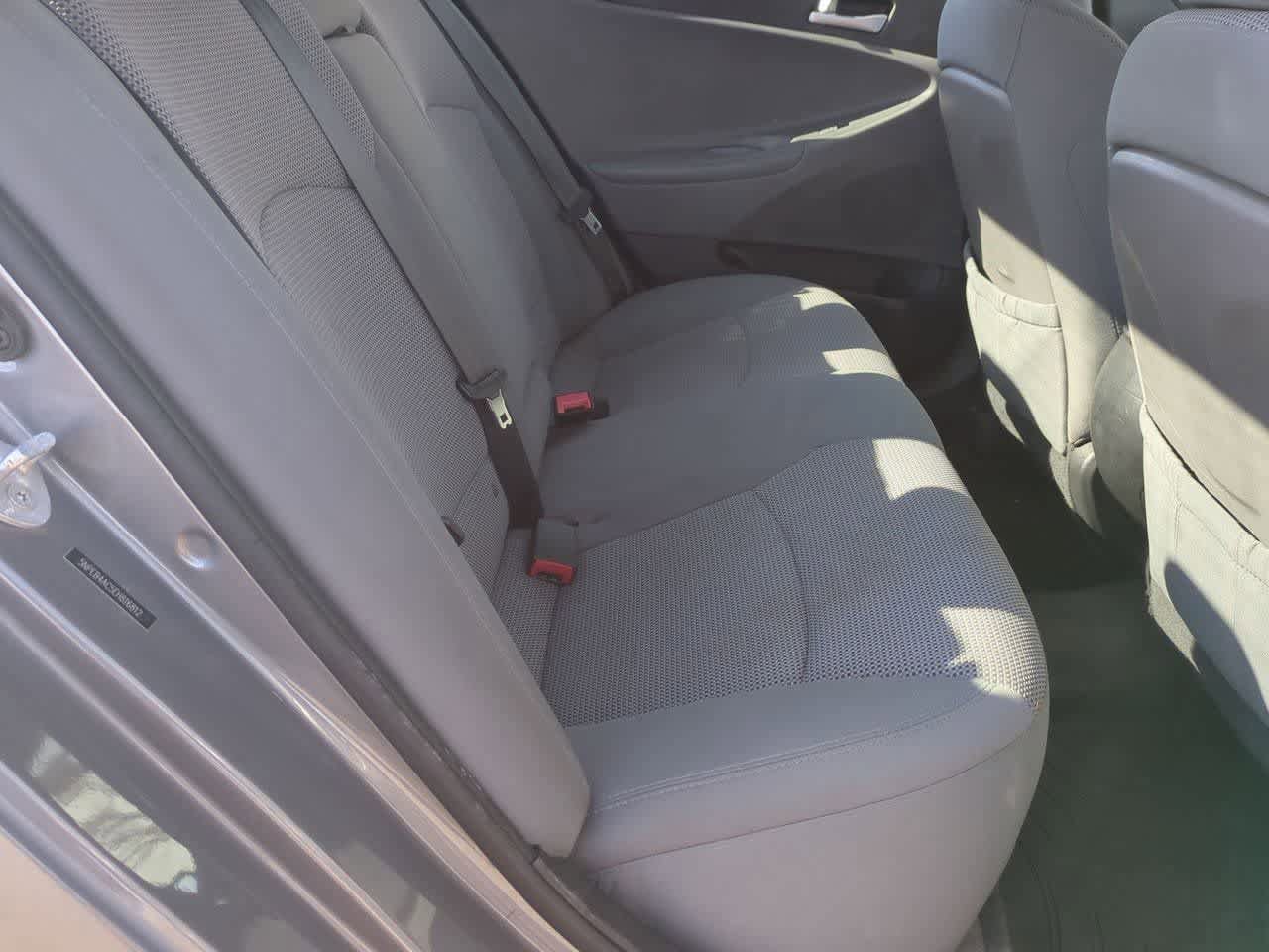 Used 2014 Hyundai Sonata GLS image 19