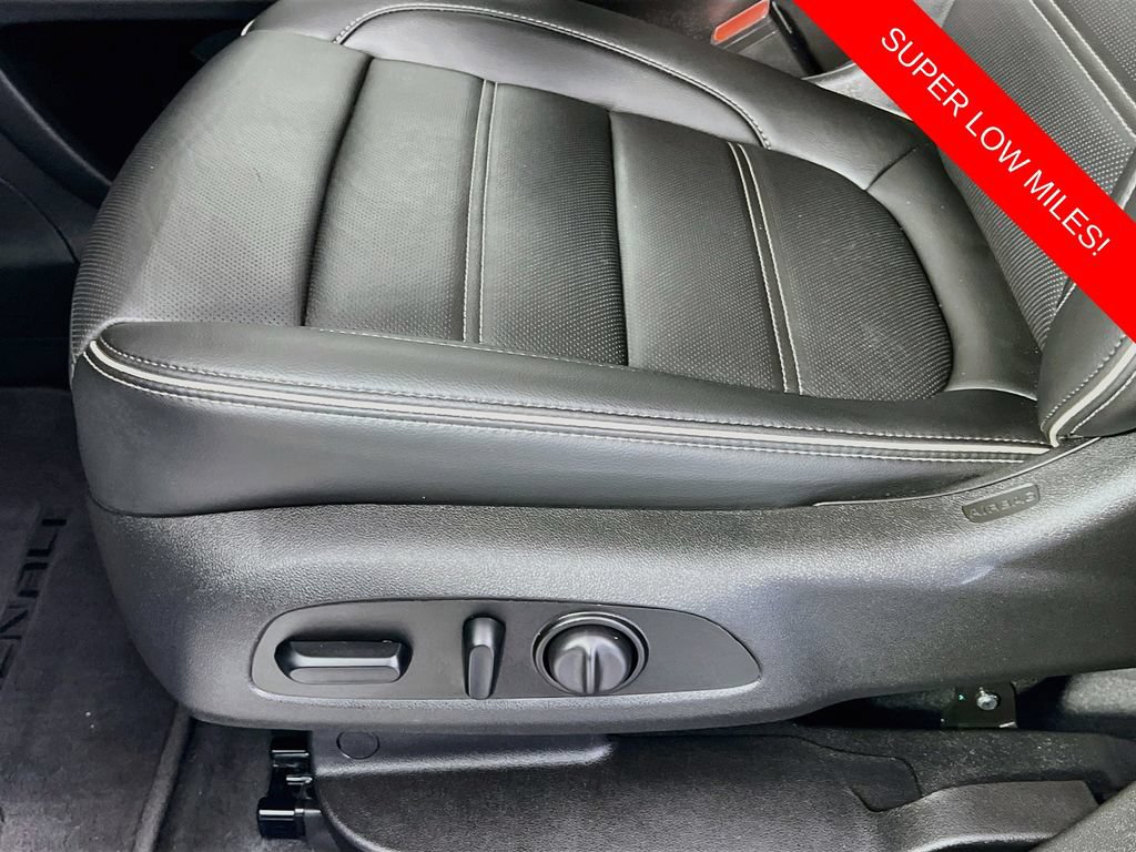 Used 2021 GMC Acadia Denali w/ Denali Ultimate Package AWD/4WD image 20