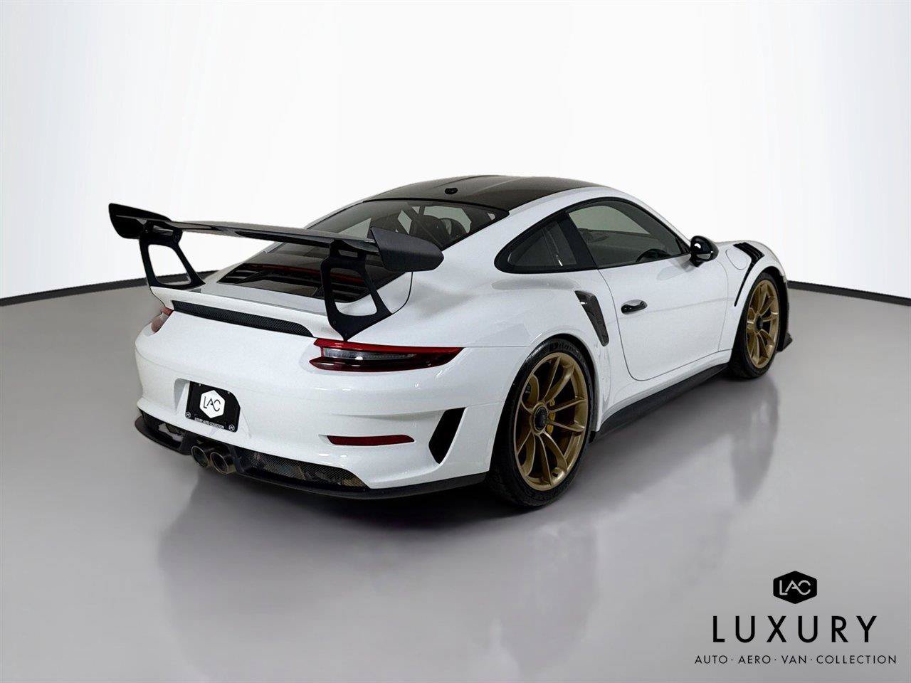 Used 2019 Porsche 911 GT3 RS w/ Weissach Package RWD image 5