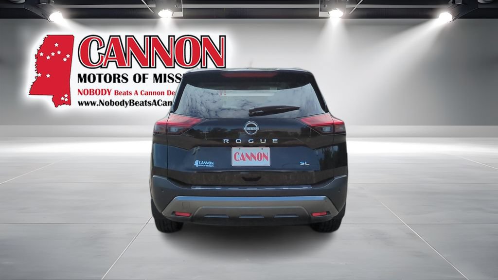 Used 2023 Nissan Rogue SL w/ SL Premium Package FWD image 6