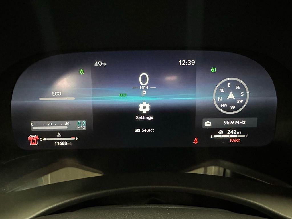 Used 2025 Toyota Highlander XSE image 23