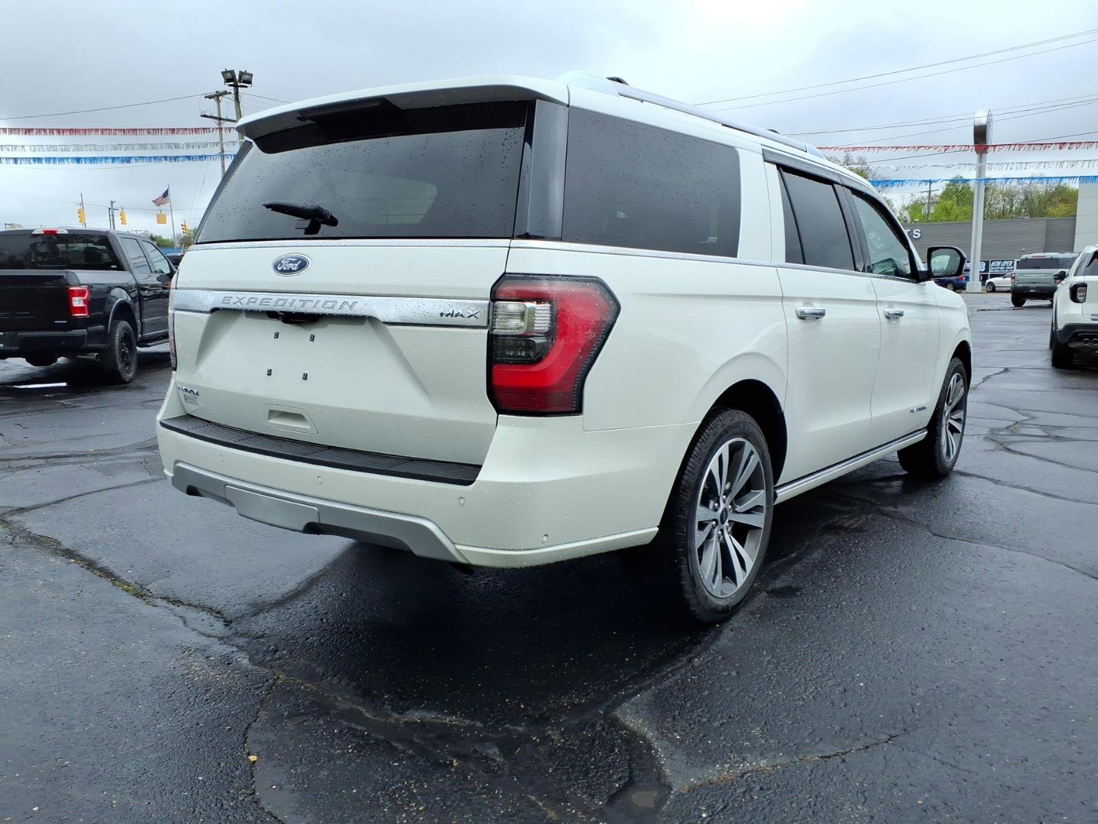 Certified 2021 Ford Expedition Max Platinum AWD/4WD image 11