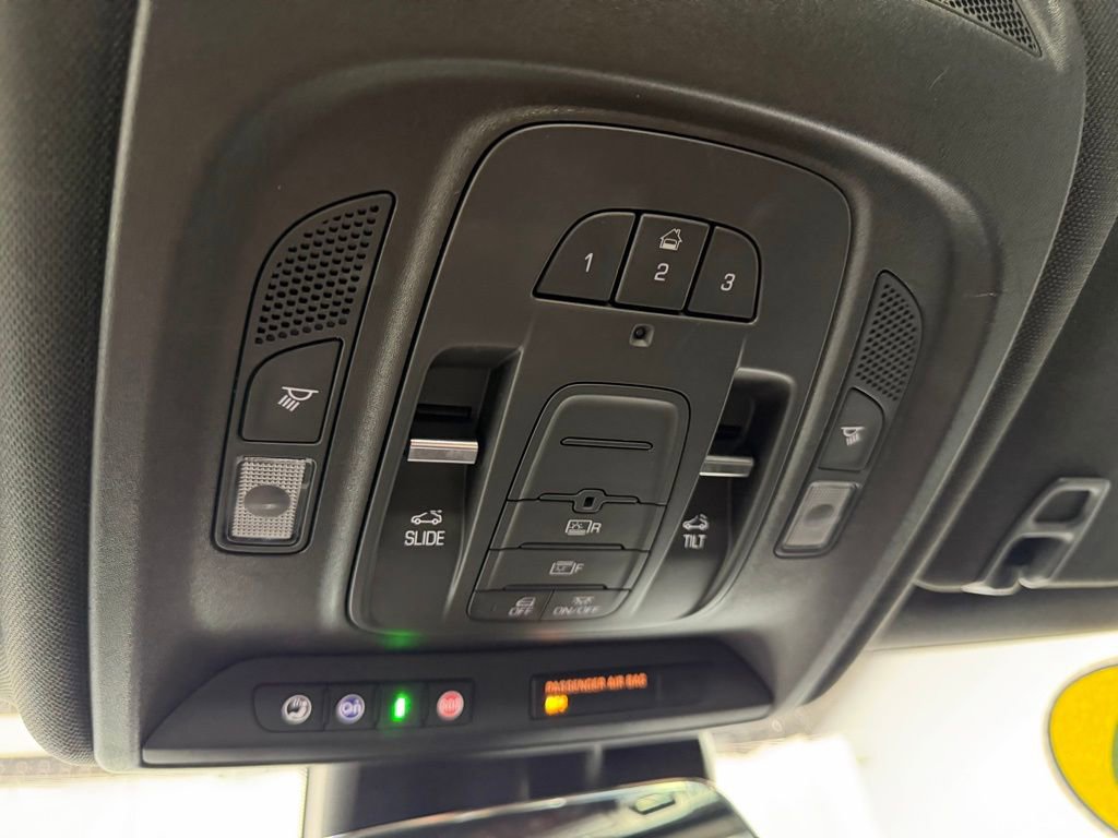 Used 2019 Cadillac CT6 Luxury w/ Driver Awareness Package image 27