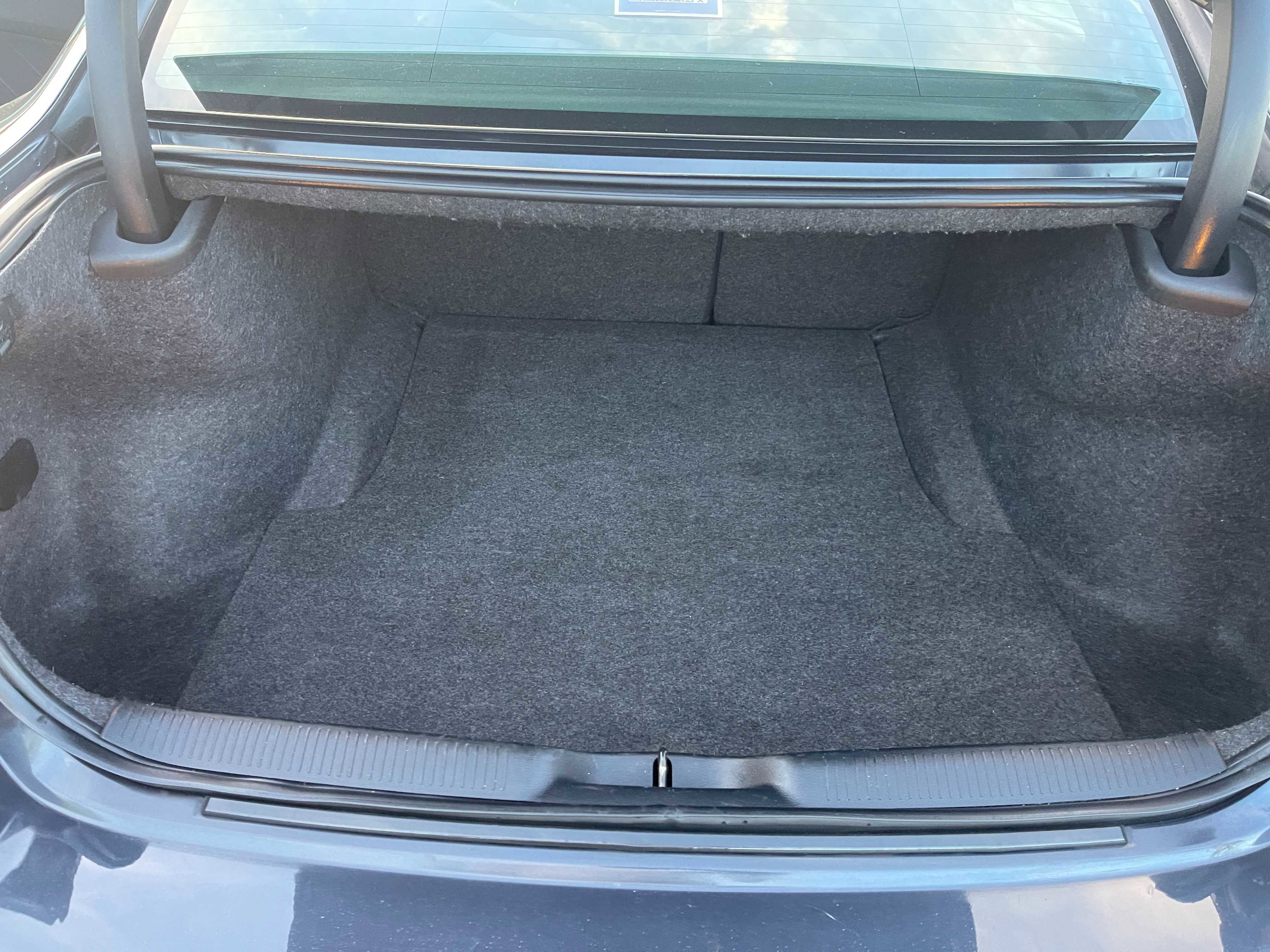 Used 2019 Dodge Charger GT image 9