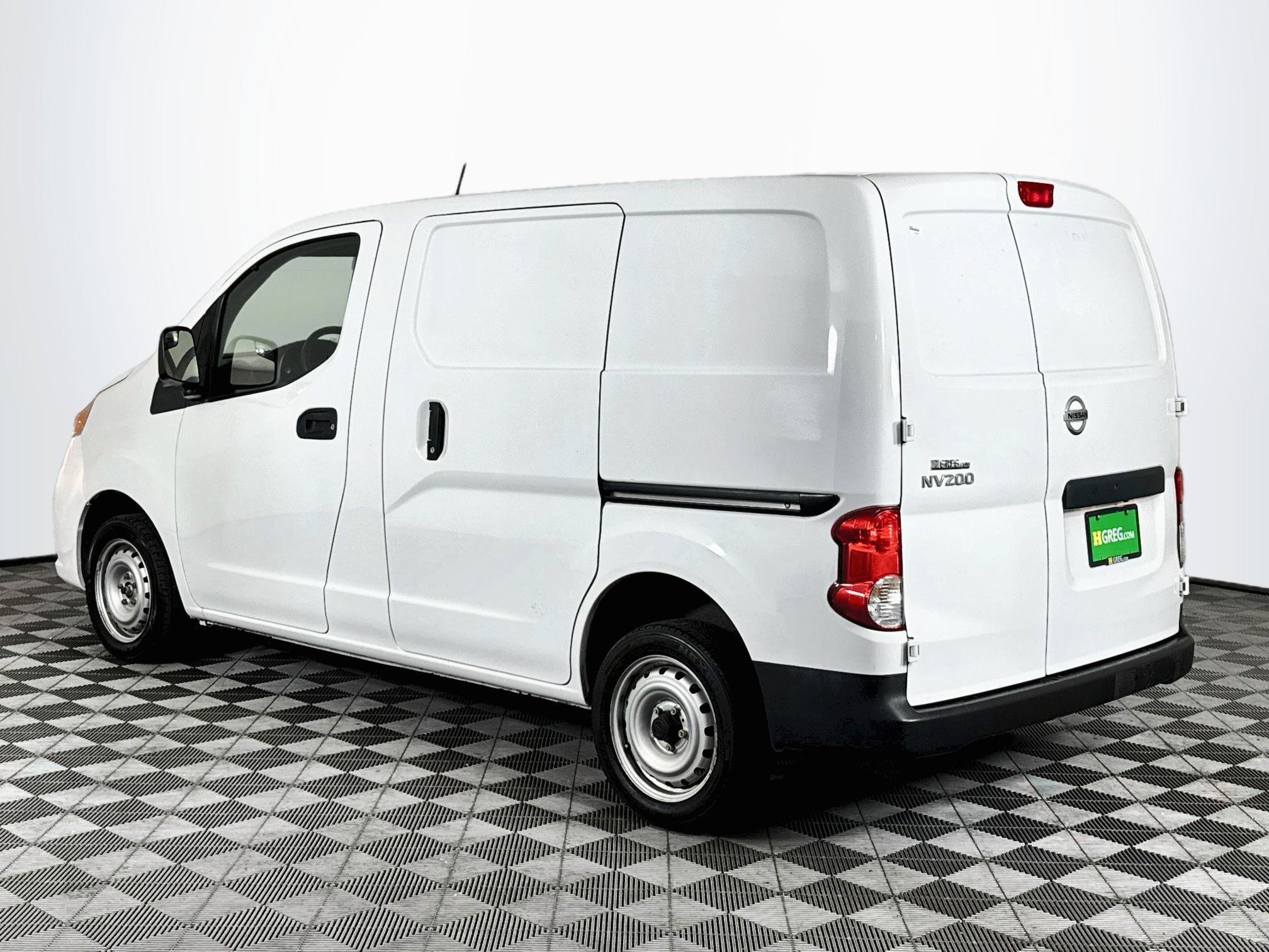Used 2021 Nissan NV200 S FWD image 6