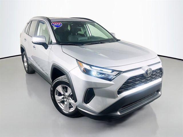 Used 2025 Toyota RAV4 XLE w/ Convenience Package FWD image 2